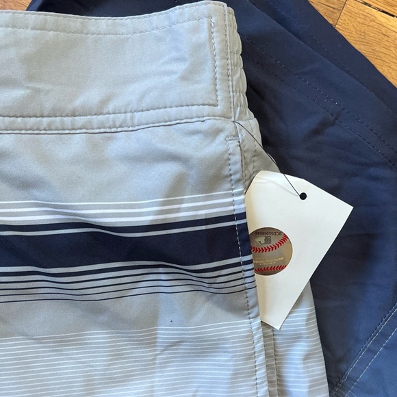 NY Yankees Swim Trunks - Picture 6 of 8